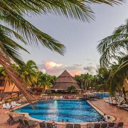 Reef Yucatan All Inclusive & Convention Center Merida Exterior photo