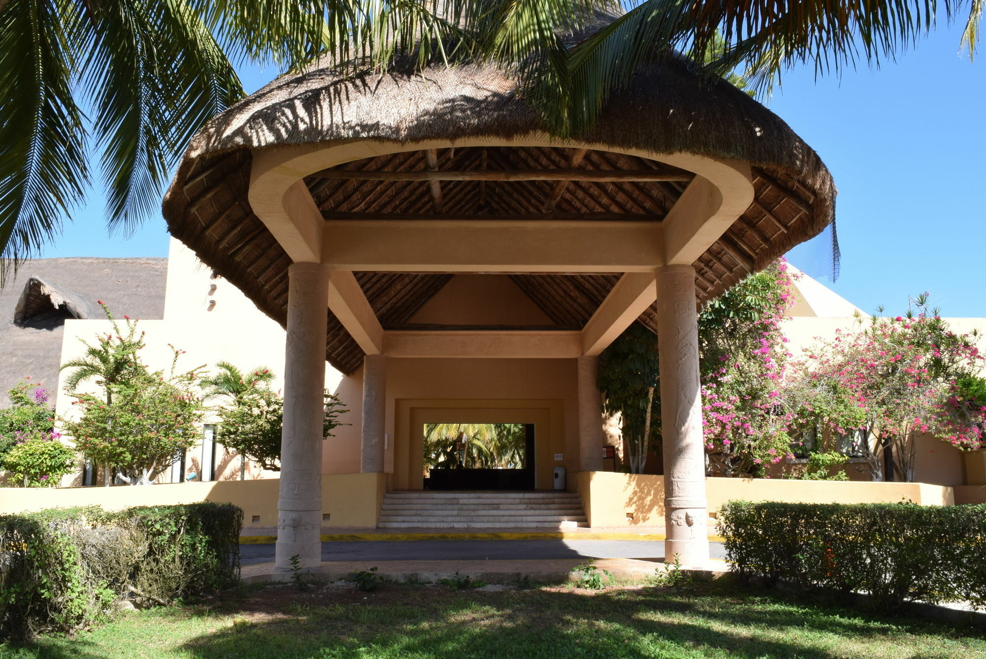 Reef Yucatan All Inclusive & Convention Center Merida Exterior photo